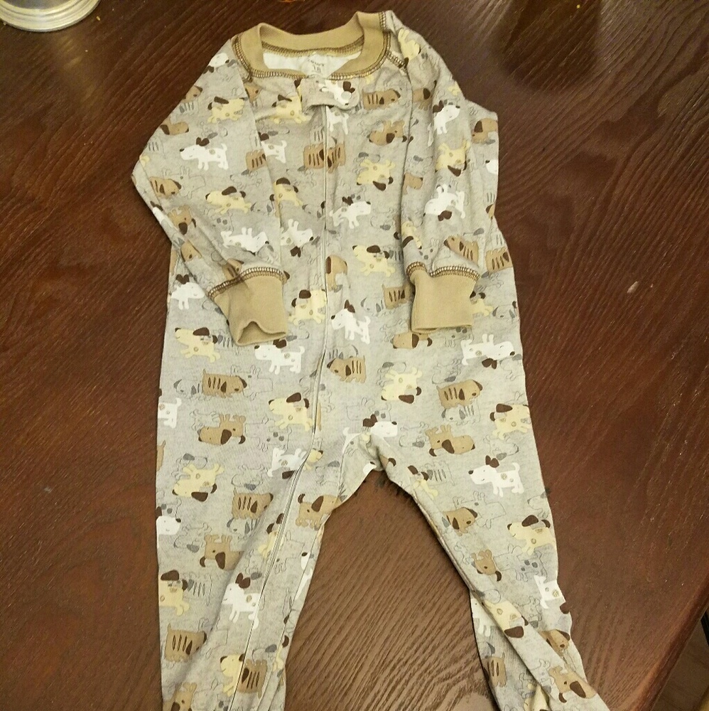 Carter's light footsie pjs